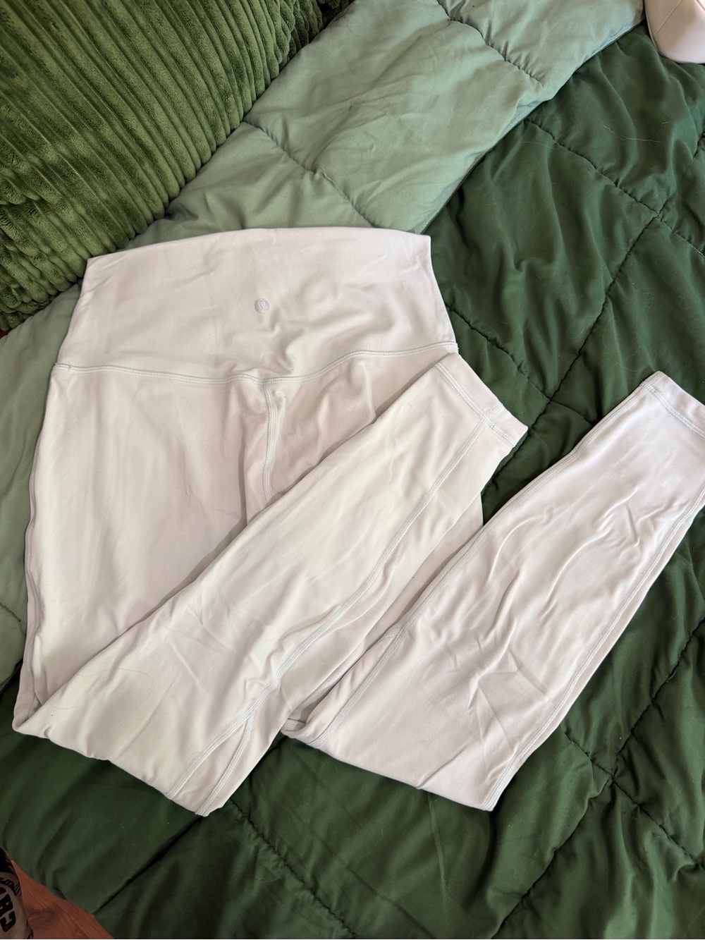 Lululemon leggings size 8